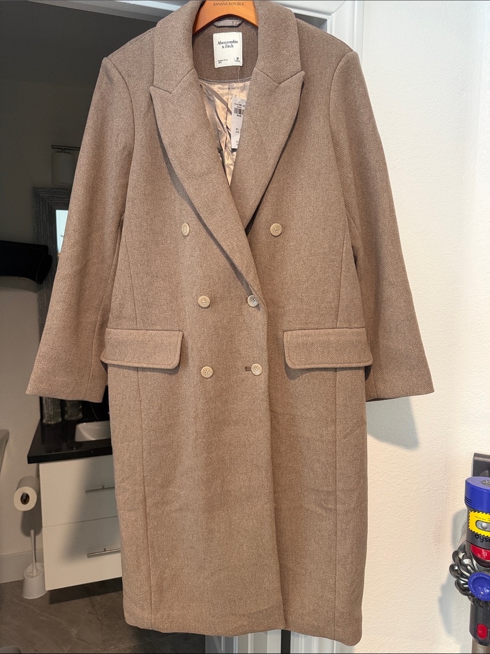 Abercrombie & Fitch Double-Breasted Wool Blend Coat in Taupe - Picture 2 of 4